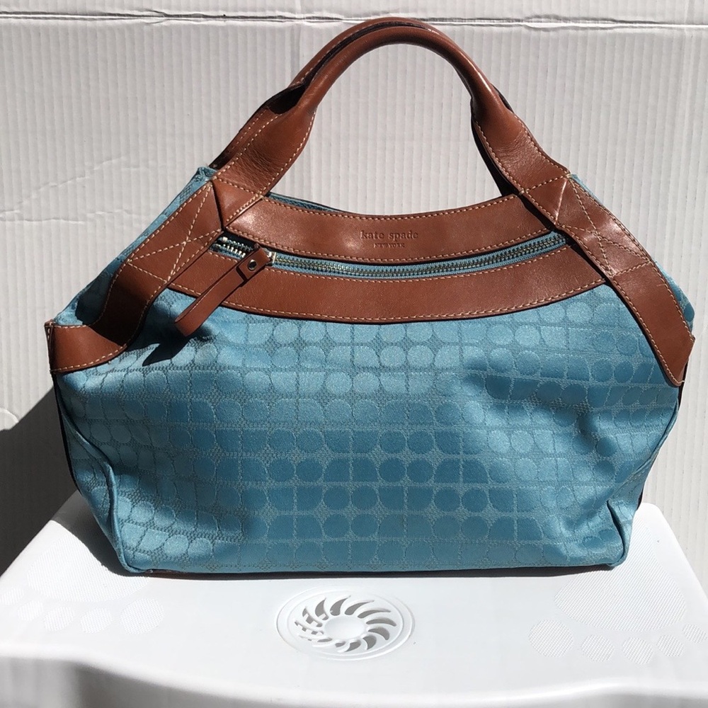 Kate Spade New York shoulde bag brown leather Straps & trim the Noel dot pattern - Picture 2 of 13